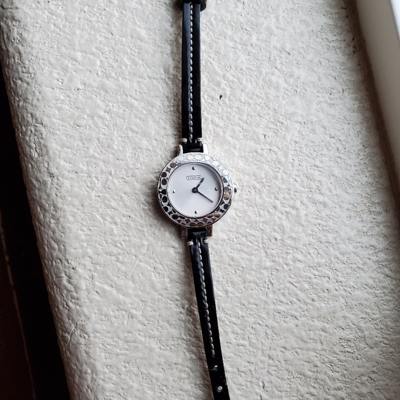 Coach watch - Picture 5 of 5
